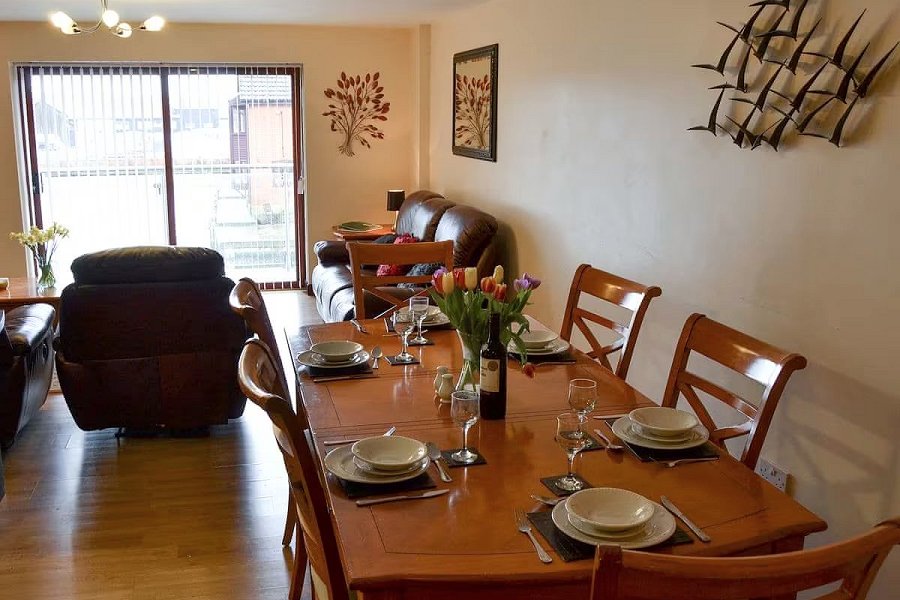 Dining room at Kestrel cottage