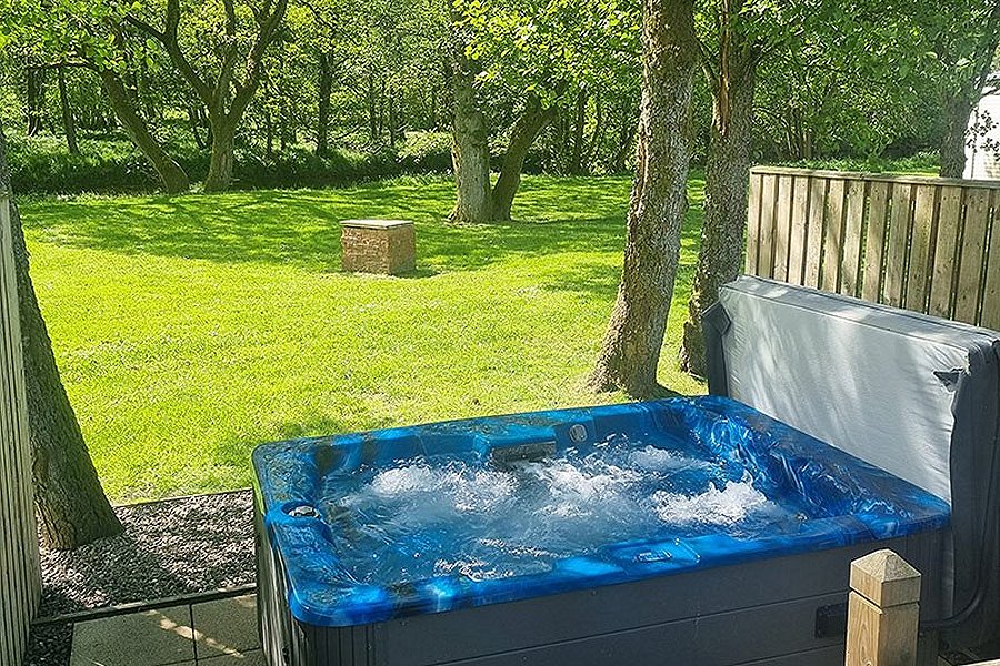 2 Bed Lodge - Hot Tub