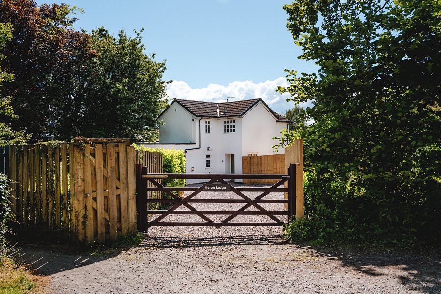 Heron Lodge situated near to the Monmouthshire & Brecon Canal