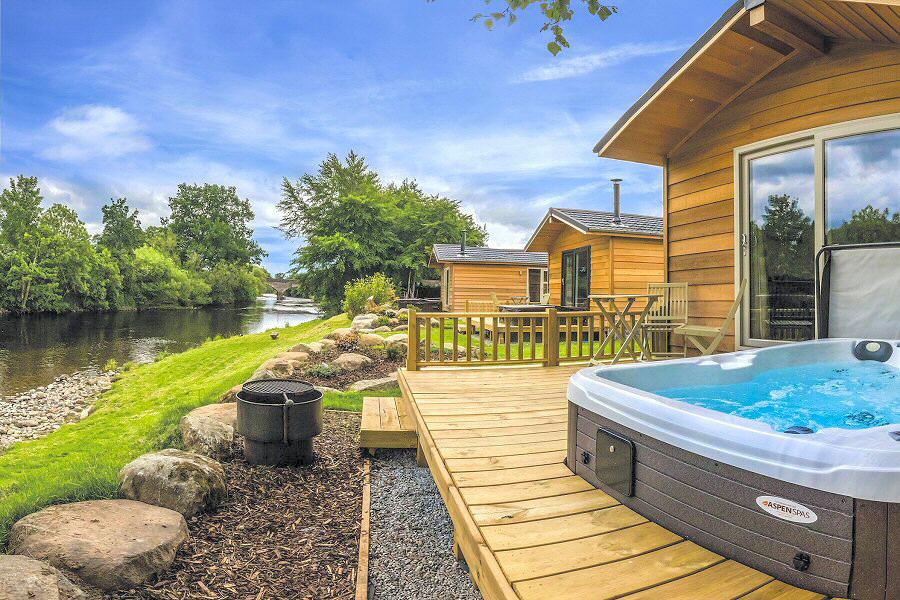 Lodges With Hot Tubs Hot Tub Log Cabins Waterside Breaks 