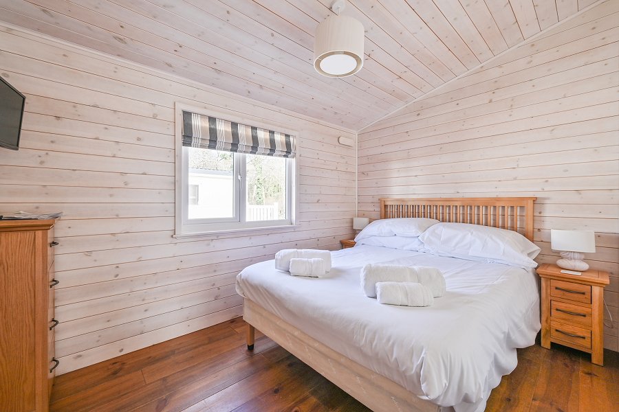 Bluebell Lodge Master Bedroom