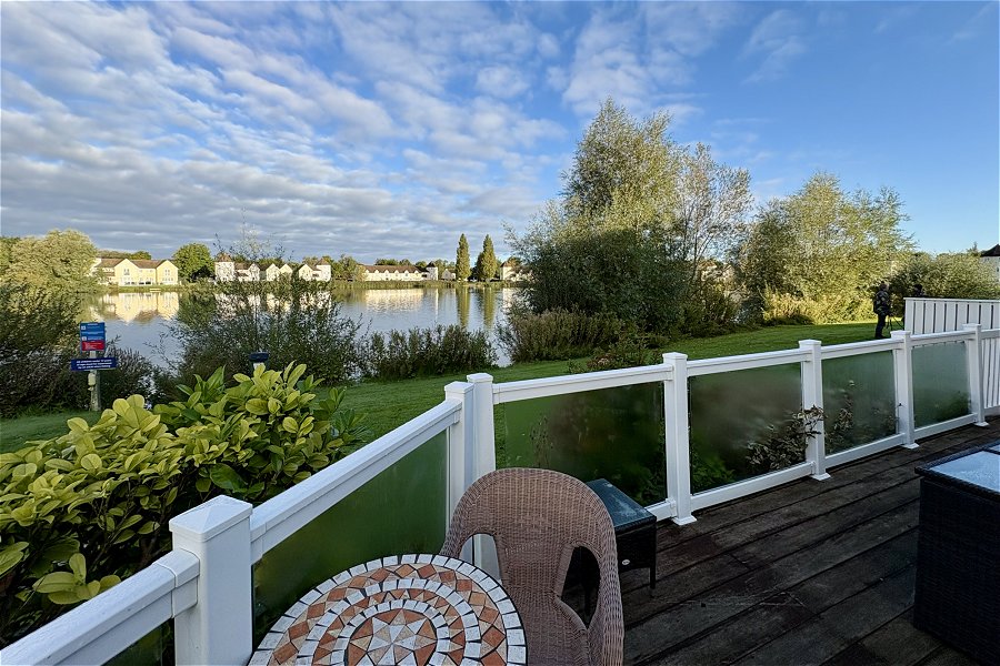 Somerford Lake House Decking