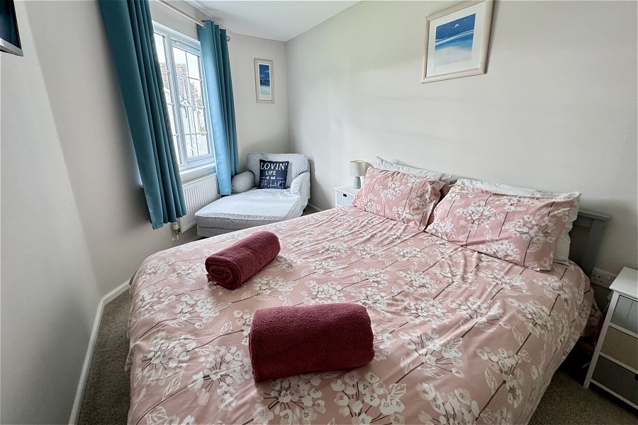 Somerford Lake House Double Bedroom