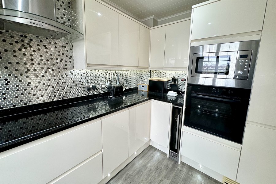 Somerford Lake House Kitchen Area