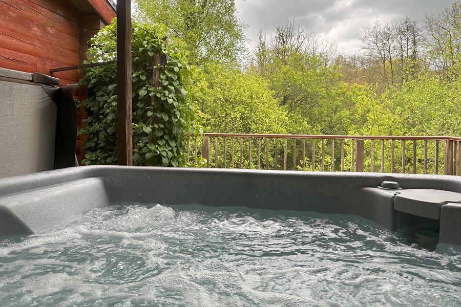 Heron Lodge Hot Tub