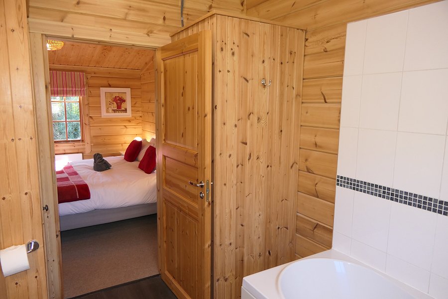 Willowbank River Birch Double Bedroom