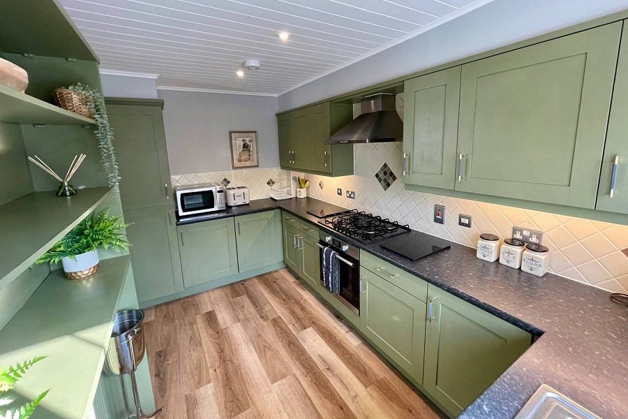 Windrush Turret Lodge Kitchen