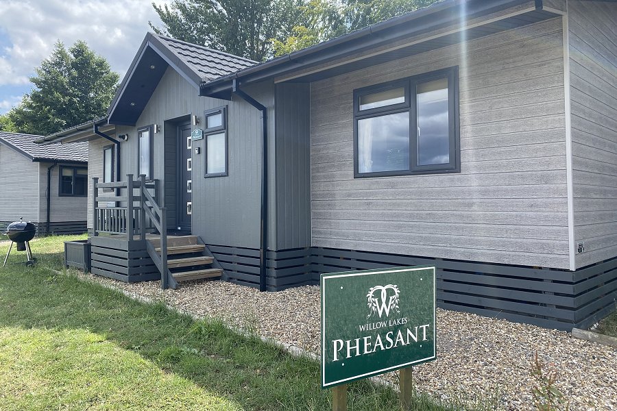 Willow Lakes Pheasant Lodge