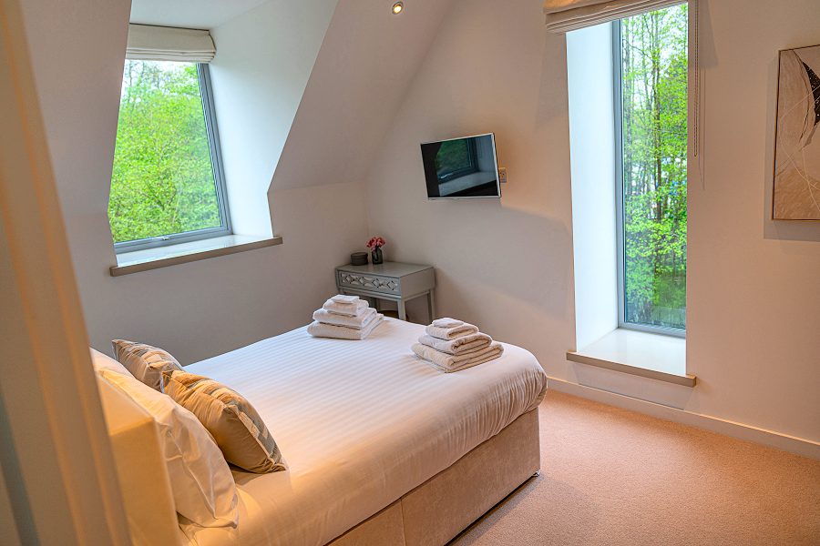 Yare View House Bedroom